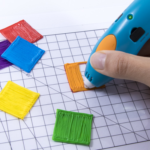 How To Draw In 3D with a 3D pen | UPWARDS